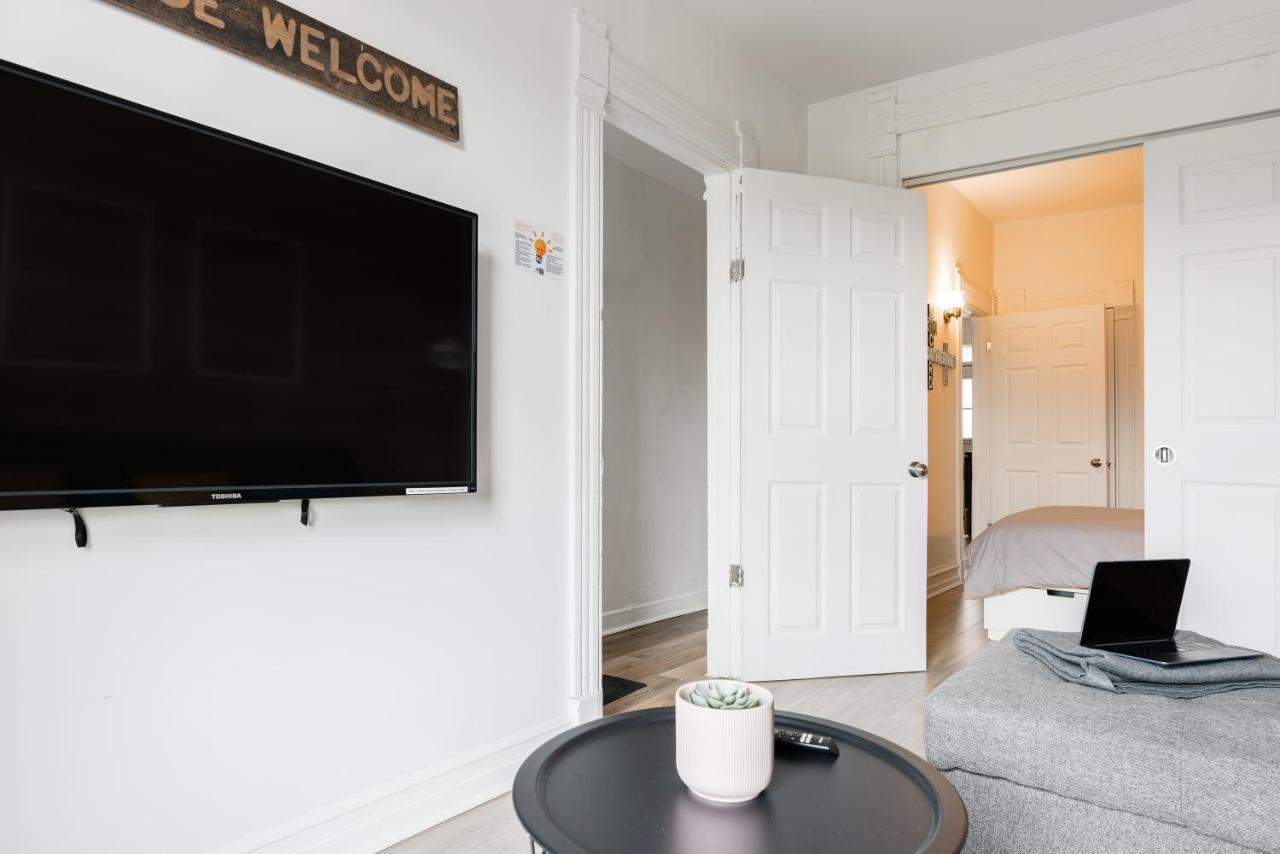 Apartments Near Montreal Olympic Park 객실 사진